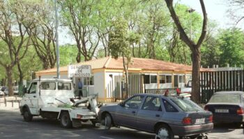 IU Sevilla exige un calendario claro y urgente para el traslado del depósito de la grúa municipal