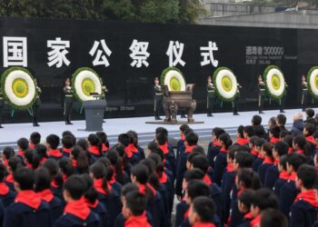 Nanjing guarda silencio y evoca masacre de 300.000 chinos por Japón