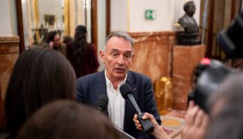 Santiago traslada su “especial preocupación” porque Landaluce siga como alcalde de Algeciras y senador del PP pese a decir que deja el partido tras las denuncias por corrupto y abuso sexual