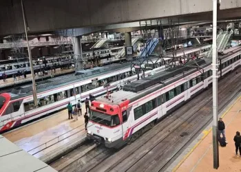 El Gobierno prorroga las ayudas al transporte para todo 2026 a partir del 1 de enero y da luz verde al Abono Único