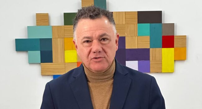 Podemos Andalucía afirma que el PSOE conduce al desastre y ve en Extremadura un camino a seguir