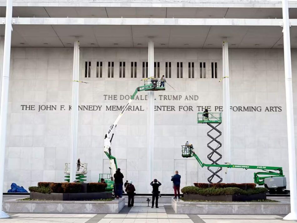 Cancelan el tradicional concierto de Nochebuena del Kennedy Center tras la decisión de la Casa Blanca de renombrarlo Donald Trump