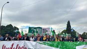 Antonio Maíllo tacha de “indecencia” la manifestación del PP en Madrid por practicar “una ‘corrupción selectiva’ que considera así todo lo de los demás, mientras tapa la suya”