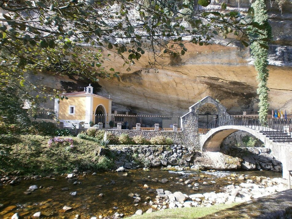 Ecoloxistes n’Aición d’Asturies denuncia al Ayuntamiento de Piloña por obras que afectan al río La Marea
