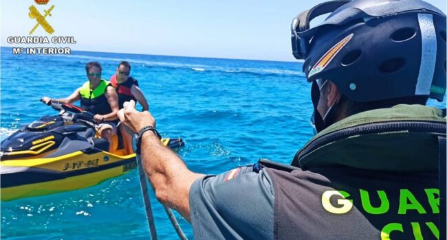 Se prohíben al fin las motos de agua en el litoral del Parque Natural Cabo de Gata-Níjar, de forma permanente