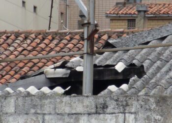 Denuncian el descontrol del amianto en Asturias