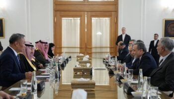 Irán, China y Arabia Saudita refuerzan diálogo y exigen fin a agresión