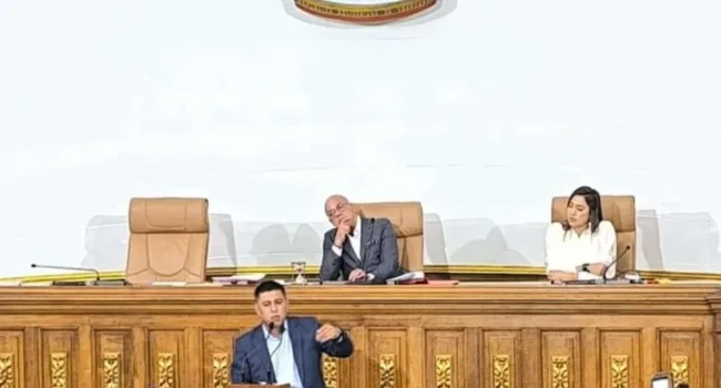 Asamblea Nacional de Venezuela repudia expolio de CITGO por parte de EE.UU.