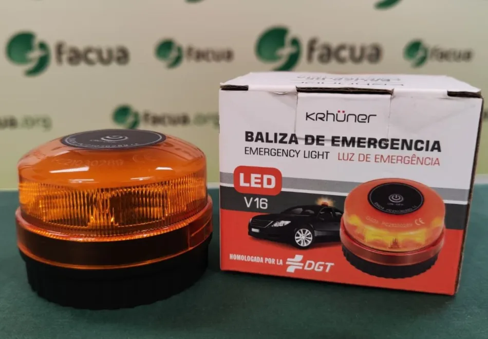 FACUA critica la pasividad de la DGT e insta a reclamar el importe de las balizas V16 que no aclaran que carecen de conectividad