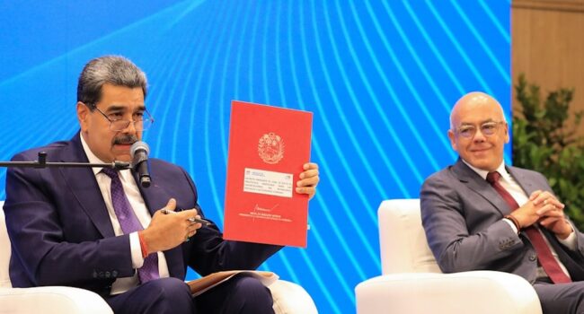 Venezuela exportará gas licuado a Colombia y donará el primer envío