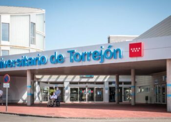 CCOO acusa a Ayuso de «manipular la información» en torno al Hospital de Torrejón y señala a la comunidad como «la máxima responsable»