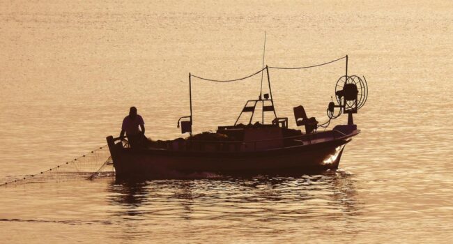 Sindicatos rechazan la propuesta de la Comisión Europea sobre pesca de arrastre