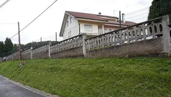 Organizaciones sociales denuncian la inminente expulsión de tres menores migrantes documentados de un centro de menores en Oviedo (Loriana) y visibilizan una práctica ilegal