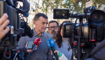 Antonio Maíllo impulsa un Gobierno de cambio en Andalucía en plena campaña por la recuperación de lo público