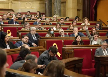 Cataluña aprueba regular el alquiler de temporada y de habitaciones