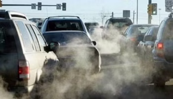 Alianza Verde critica la deriva negacionista de la UE tras la marcha atrás en la prohibición de los coches de combustión y se pregunta por el papel de Teresa Ribera en la Comisión Europea