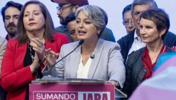 Chile: Jara reconoce victoria de Kast y llama a hacer una oposición «propositiva»