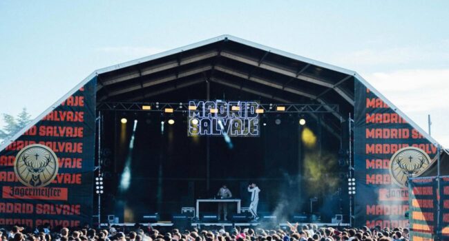 Tras la demanda de FACUA, un juez determina la ilegalidad de prohibir el acceso a festivales con comida y bebida