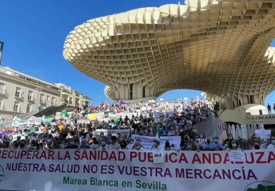 FACUA Andalucía denuncia que la Junta frena la tramitación urgente de la ILP por la sanidad pública mientras acelera otras quince leyes