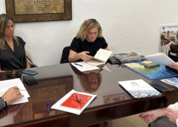 La Diputación y la UCA concretan las primeras actividades de la nueva Cátedra de Memoria Histórica y Democrática