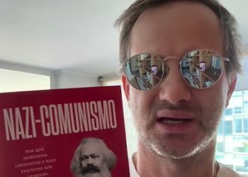 ¿Un Nazi-Libertario escribiendo un libro sobre Nazi-Comunismo? 