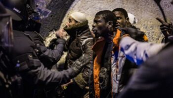 Què passa quan es tracten les persones com si fossin brutícia