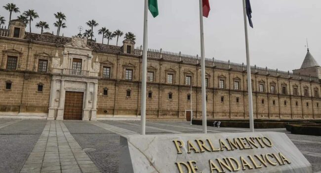 FACUA Andalucía apoya la concentración de los pensionistas de este 17 de diciembre contra los Presupuestos de la Junta