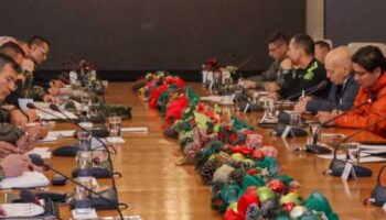 Petro ordena fortalecer las capacidades de defensa de Colombia