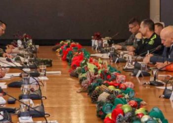 Petro ordena fortalecer las capacidades de defensa de Colombia