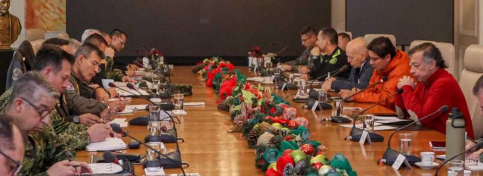 Petro ordena fortalecer las capacidades de defensa de Colombia