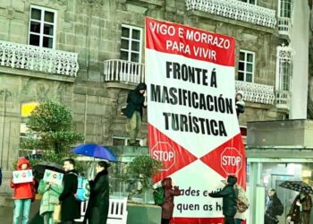 A Plataforma Fronte á Masificación Turística reclama un modelo turístico máis respectuoso ca veciñanza e unha moratoria de licencias de vivendas de uso turístico