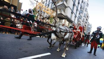 PACMA estudiará medidas legales por el uso de renos en la cabalgata de Papá Noel de El Escorial