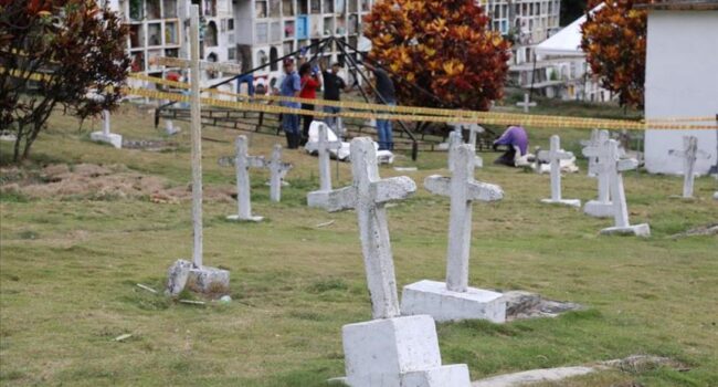 Recuperan restos de 34 presuntos desaparecidos en noreste de Colombia