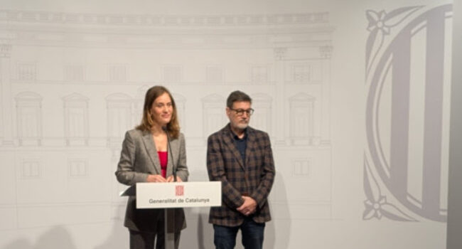 Els Comuns aconsegueixen mantenir la bonificació del 50% en les tarifes del transport públic