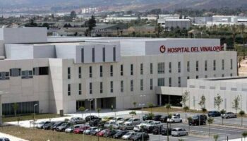 Compromís denuncia prácticas en el Hospital del Vinalopó que ponen en peligro a los pacientes para aumentar el negocio de Ribera Salud