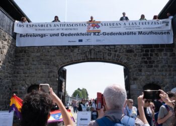 Exigen más presencia de los republicanos españoles deportados a campos de concentración nazis en el homenaje del Senado a las víctimas del Holocausto