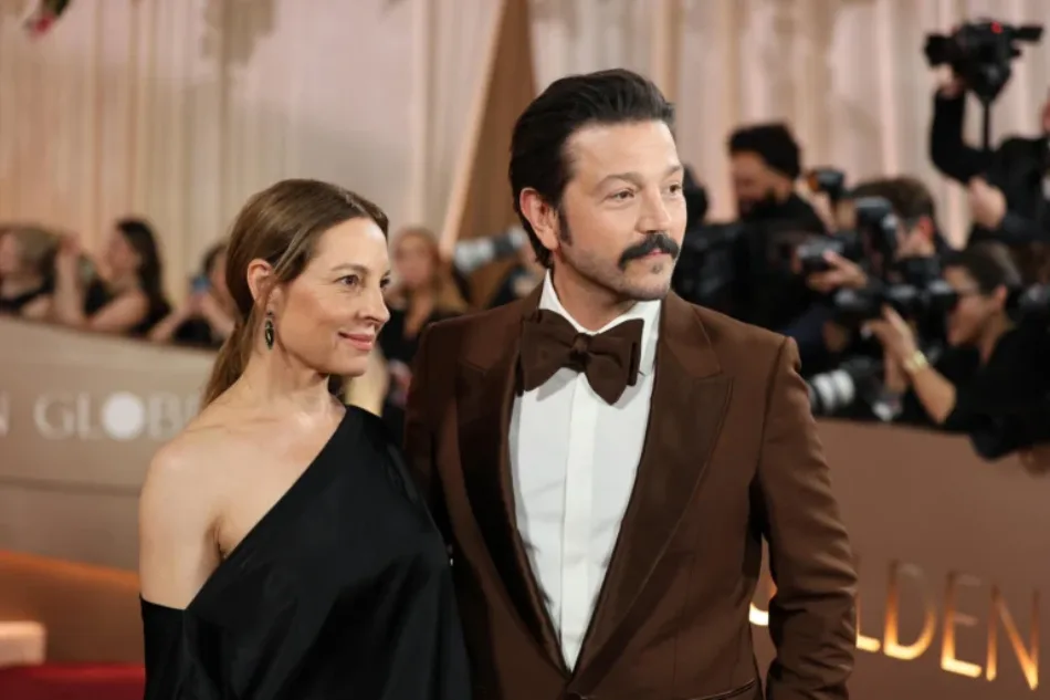 Diego Luna denunció en los Globos de Oro intervencionismo de EE.UU y operativos del ICE