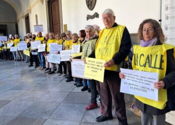 Plataforma «La Calle Mata» de Granada hace un llamamiento sobre la situación de personas que duermen a temperaturas bajo cero en las calles