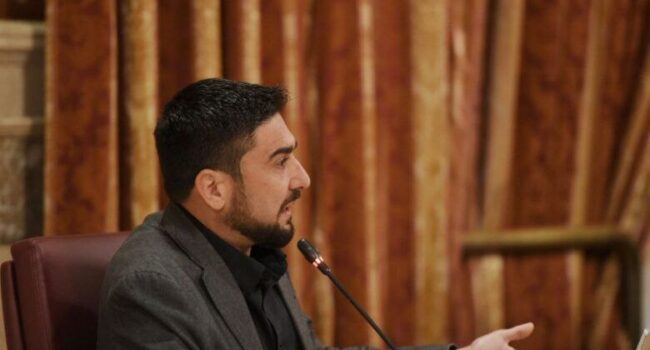 Ismael Sánchez (IU) denuncia la incoherencia del PP al negarse a respaldar una declaración institucional en defensa de la sanidad pública andaluza