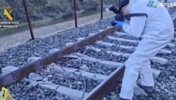 CGT expresa su preocupación ante la violación de  la Norma Adif Vía (NAV) por proximidad de dos soldaduras de carril apreciada en fotos de la Guardia Civil en Adamuz