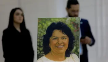 Revelan que el expresidente hondureño Juan Orlando Hernández conocía del plan para asesinar a Berta Cáceres