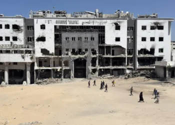 Artistas y médicos denuncian ataques sistemáticos de Israel a hospitales de Gaza