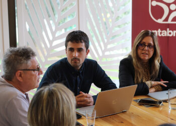 Cantabristas alerta de que el PP de Buruaga privatizará los beneficios de la Tirolina de Soba, financiada íntegramente con fondos públicos