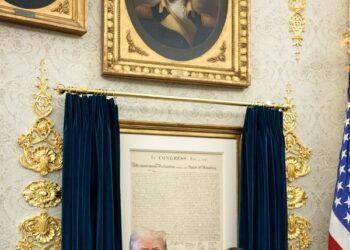 María Corina Machado le regaló su Premio Nobel a Donald Trump, quien le reiteró que no cuenta con el respaldo político de la sociedad venezolana