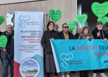 Correos internos de Ribera Salud reavivan el escándalo de la externalización sanitaria: material de un solo uso reutilizado hasta diez veces para reducir costes