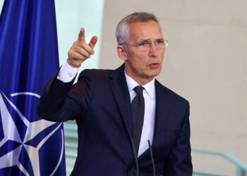 Exjefe de la OTAN aboga por diálogo de occidente y Rusia