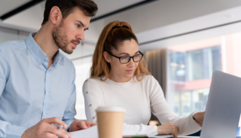 Un estudio confirma que los estereotipos de género reflejan los roles sociales de hombres y mujeres