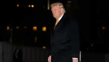 Demócratas piden destitución de Trump tras ataque contra Venezuela