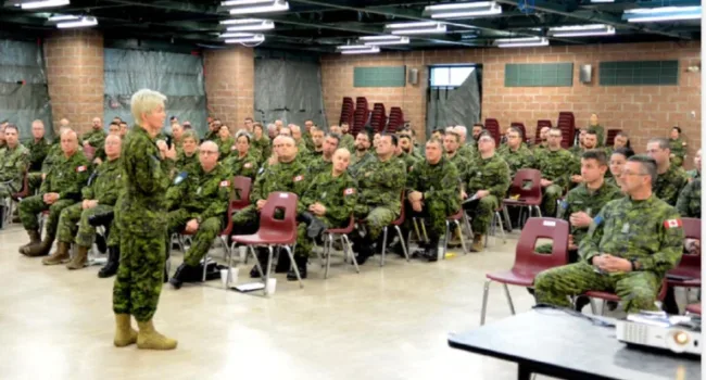 Canadá diseña estrategia militar ante posible agresión de EE.UU.