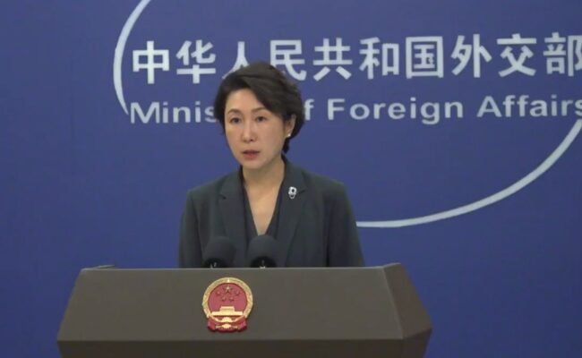 China condena con dureza la “intimidación estadounidense” y defiende la soberanía de Caracas. Insta a «liberar de inmediato» al presidente Nicolás Maduro y a Cilia Flores